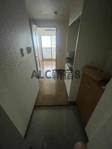 ヴェルデファイン荻窪の玄関