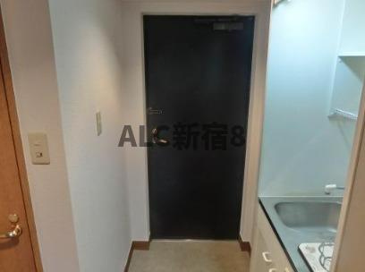 ヴェルデファイン荻窪の玄関