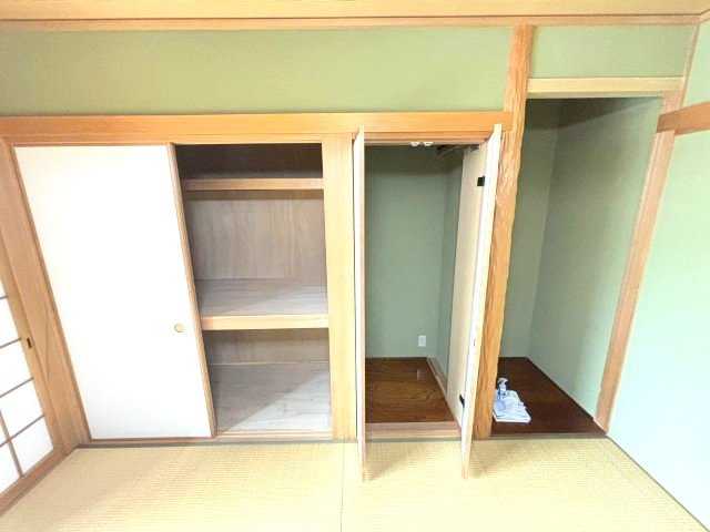 太子町山田貸家の収納