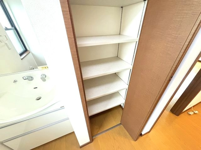 太子町山田貸家の収納