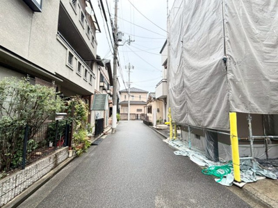 【前面道路含む現地写真】 | 高槻市氷室町3丁目　中古戸建