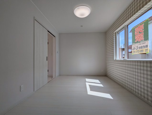 北見団地6丁目〈リフォーム済〉中古住宅の洋室
