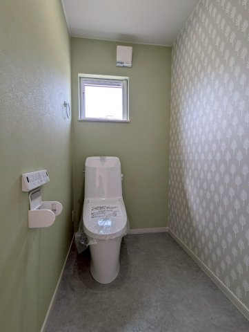 北見団地6丁目〈リフォーム済〉中古住宅のトイレ