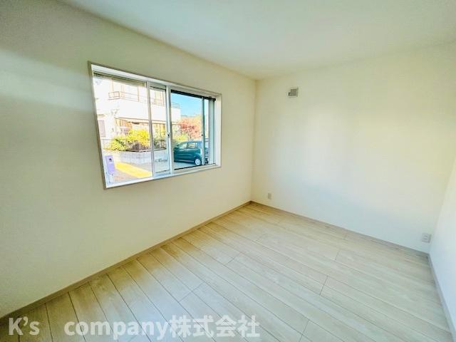 茅ヶ崎市今宿　新築戸建　B号棟の洋室|5帖◇◇