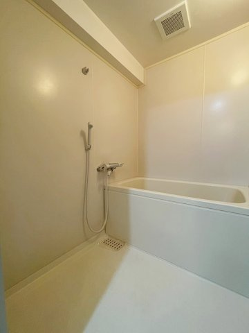 ラ・フィーネ芳樹の浴室