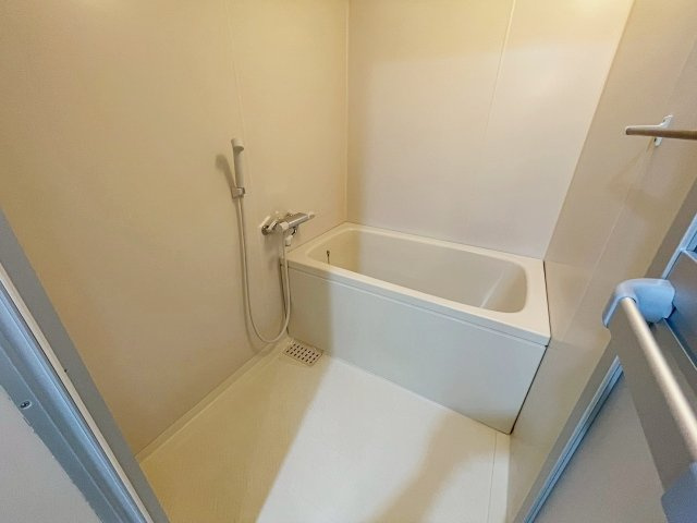 ラ・フィーネ芳樹の浴室