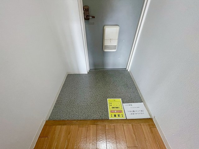 ラ・フィーネ芳樹の玄関