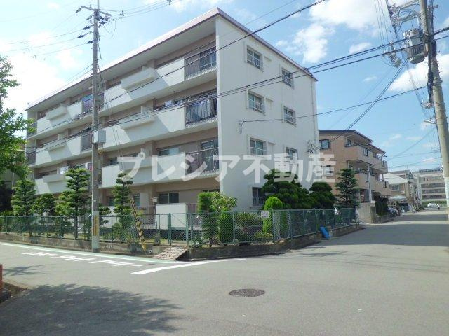 加島第１マンションの外観