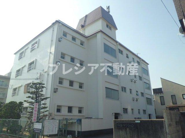 加島第１マンションの外観