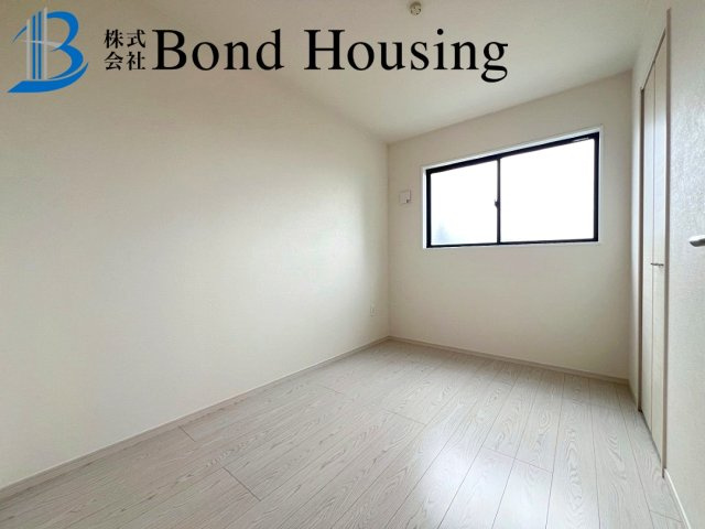 「LDK19.5帖」「お車並列2台可」太寺大野1期 1号棟の洋室