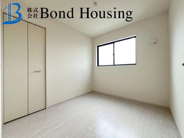 「LDK19.5帖」「お車並列2台可」太寺大野1期 1号棟の洋室