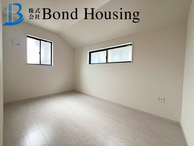 「LDK19.5帖」「お車並列2台可」太寺大野1期 1号棟の洋室