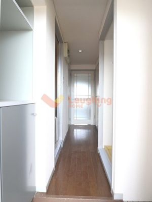 【玄関】 | ドミ・エスポワール久留米Ⅲ | 明るい玄関です