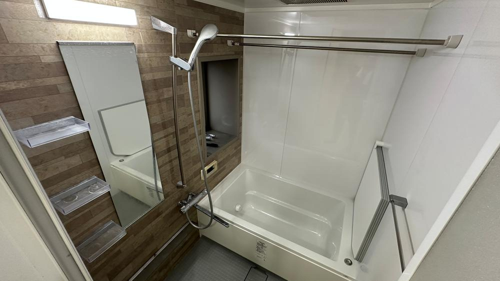 ファインベール守口の浴室|浴室換気乾燥暖房機
■物件内覧・資金計画相談・住宅ローン相談、リフォーム相談、お問合せ受付中■
※当日・翌日のご内覧、ご相談はお電話でのお問合せがスムーズです！