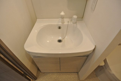 【独立洗面台】 | アドバンス大阪城エストレージャ | 独立洗面化粧台が付いています