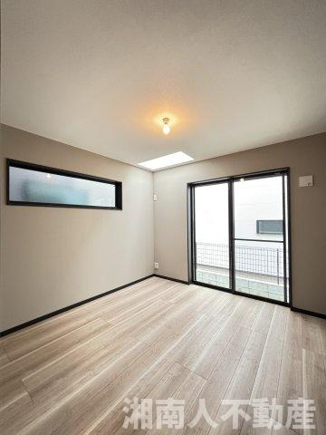 茅ヶ崎市南湖5丁目　新築戸建の洋室