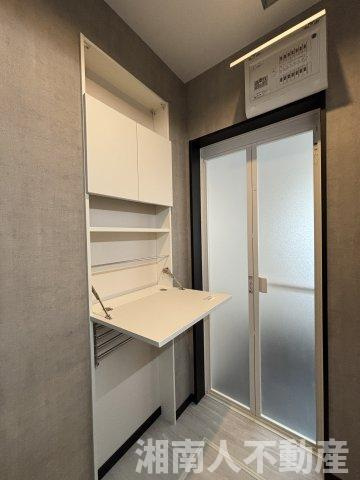 茅ヶ崎市南湖5丁目　新築戸建のランドリースペース