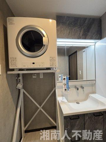 茅ヶ崎市南湖5丁目　新築戸建のランドリースペース