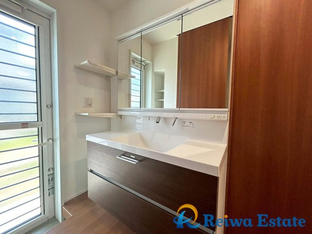 中古戸建　藤沢市辻堂東海岸2丁目の独立洗面台