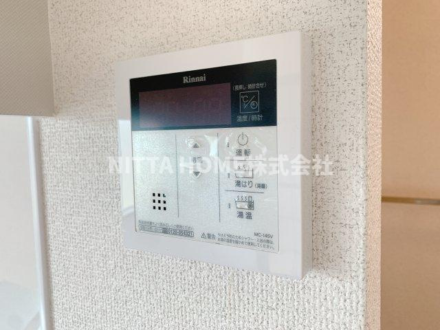 ファミールコーポ高屋4のその他共用部分|給湯器のスイッチです＊