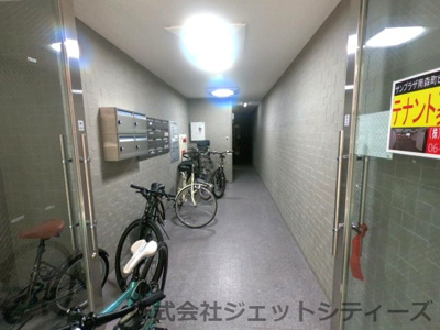 【ロビー】 | サンプラザ南森町
