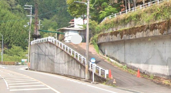 京都市右京区梅ヶ畑亀石町　貸倉庫の外観