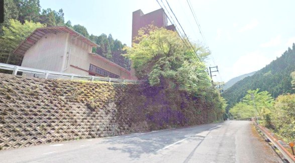 京都市右京区梅ヶ畑亀石町　貸倉庫の外観