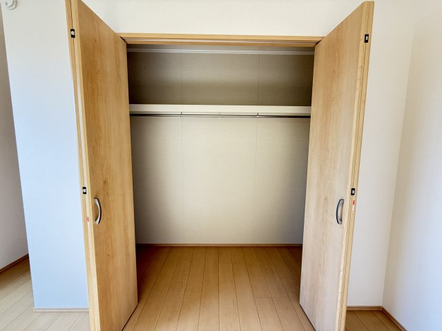 堺市西区上　全1棟の収納