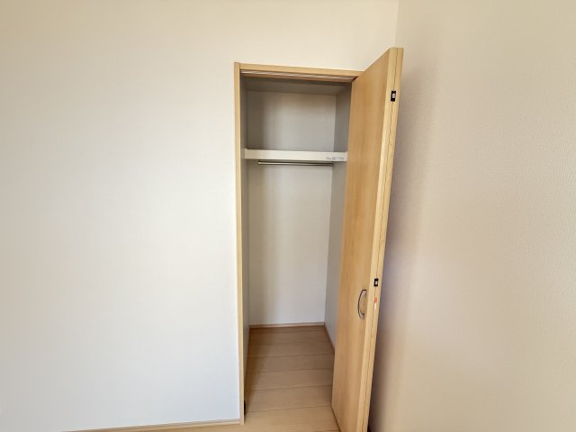 堺市西区上　全1棟の収納