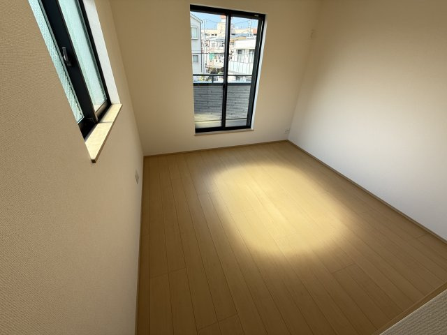 堺市西区上　全1棟の洋室