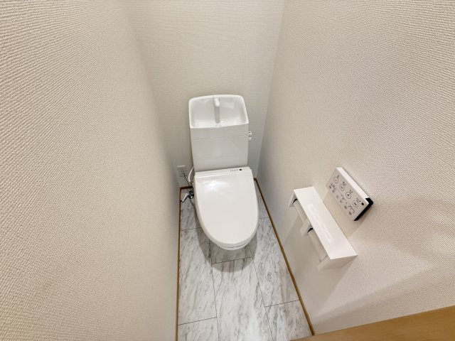 堺市西区上　全1棟のトイレ