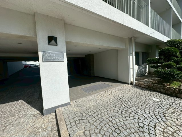 芦屋グランドハイツのエントランス