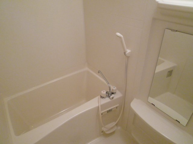 トランキーロの浴室|バス