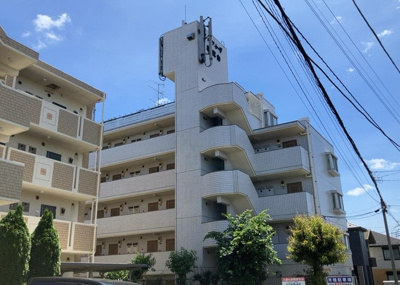 【外観】 | シルフィード相武台 | ＲＣ造、Reinforced Concreteは直訳すると補強されたコンクリートです。主に柱や梁・床・壁が鉄筋とコンクリートで構成おり、鉄筋を組んだ型枠にコンクリートを流し込んで固めたものを指します。