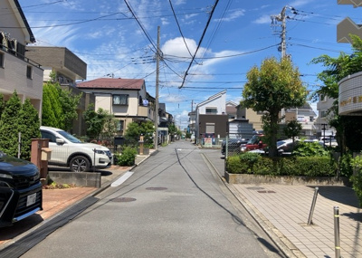 【展望】 | シルフィード相武台 | 眺望を気にして物件を探す場合、前面に建物が建っていないか現地で確認しましょう！前面に建物があると景色はもちろん、日当たりや風通しにも影響が出てきます。住んだ時のことを想像しながら現地見学をしましょう。