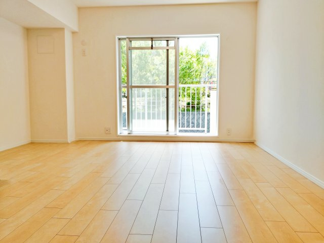 緑の街四号棟の居間・リビング|リビングです