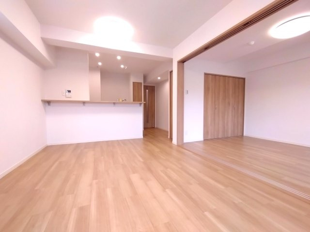 サングレイス洋光台   の居間・リビング|使いやすいリビングです