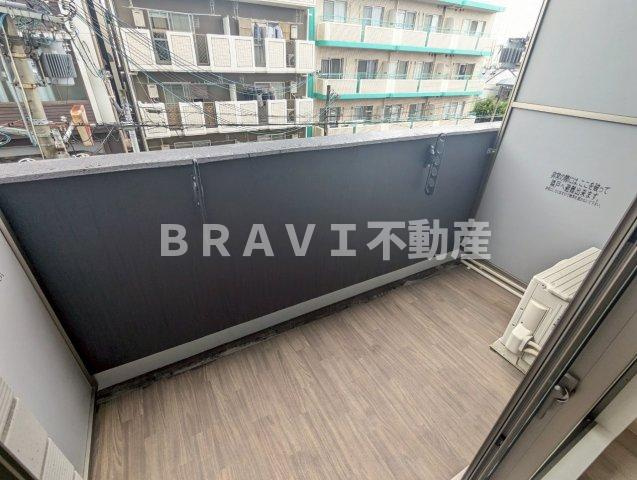 プレサンスOSAKA東中本エシデル BRAVI不動産のバルコニー