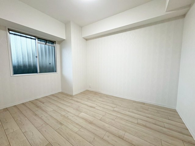 丹波橋日光ハイツの洋室