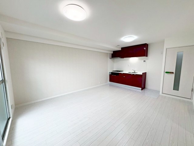 丹波橋日光ハイツの居間・リビング