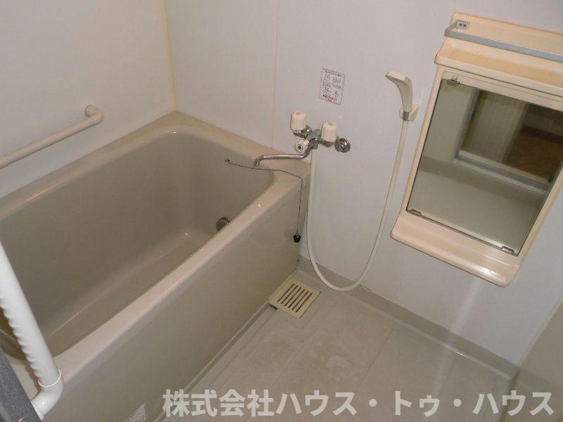 モラダ・アケボノの浴室