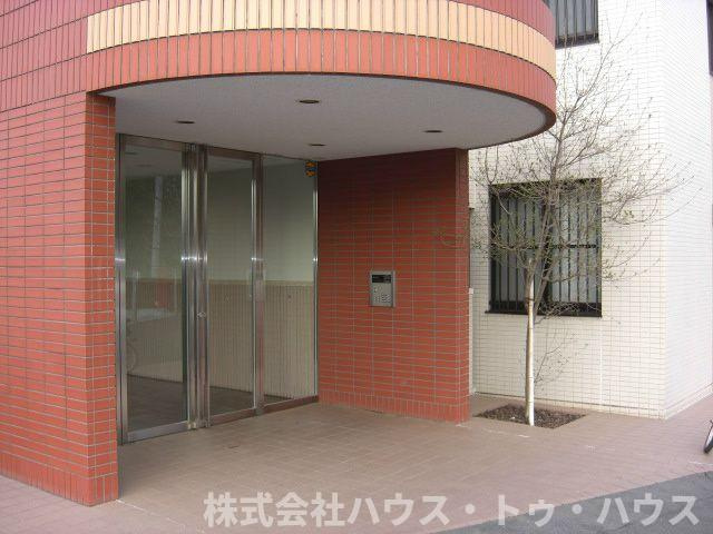 モラダ・アケボノのエントランス
