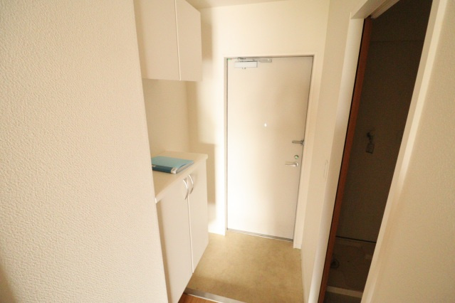 フォブール相田の玄関