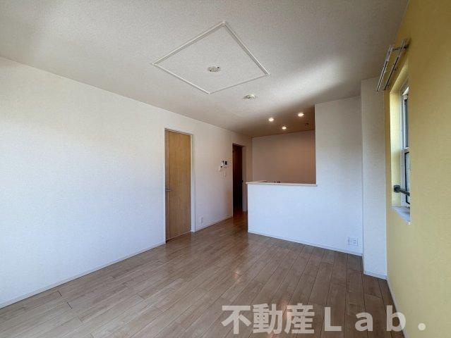 パストラル　レジデンス　Ｆの居間・リビング