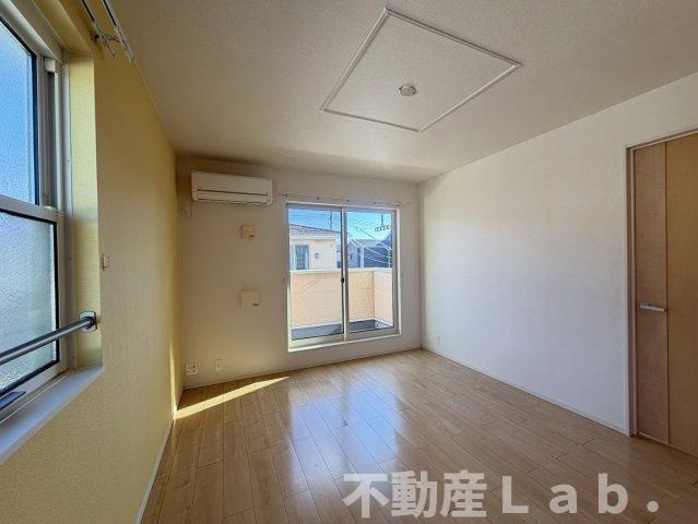 パストラル　レジデンス　Ｆの居間・リビング