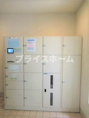 【その他共用部分】 | サヴォイマキシマイズ博多ステーション　★プライスホームなら仲介手数料が割引価格です★ | その他共有部分：宅配ボックス     （2019年10月撮影）