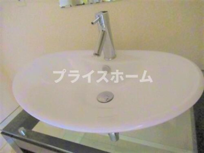 【洗面所】 | サヴォイマキシマイズ博多ステーション　★プライスホームなら仲介手数料が割引価格です★ | 洗面所：洗面化粧台※前回募集時の写真２０１９年１０月撮影     （2019年10月撮影）
