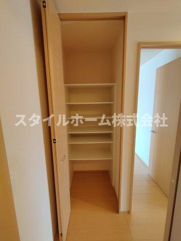 カーサ　クアトロの収納