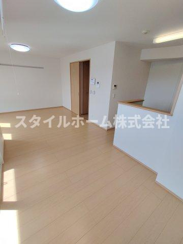 カーサ　クアトロの居間・リビング