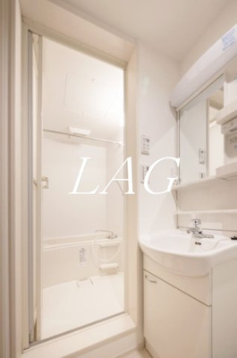 【洗面所】 | アザーレ・バモス生田 | 独立洗面台です。